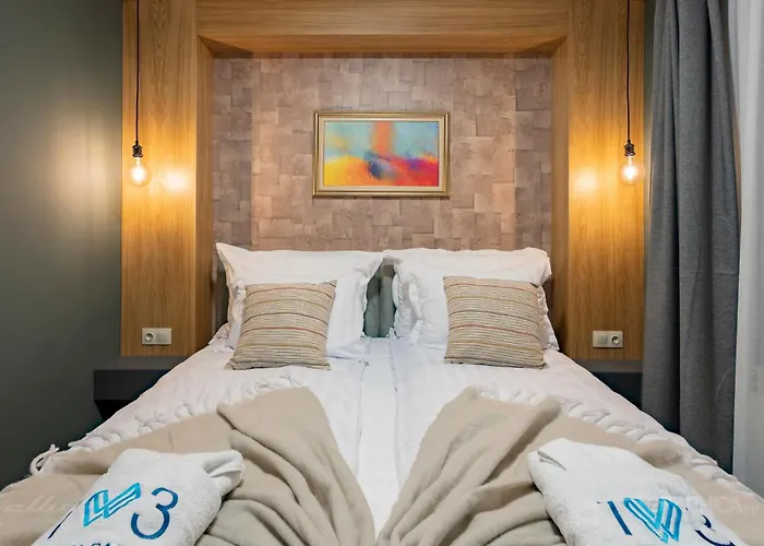 103 View Park Hotel